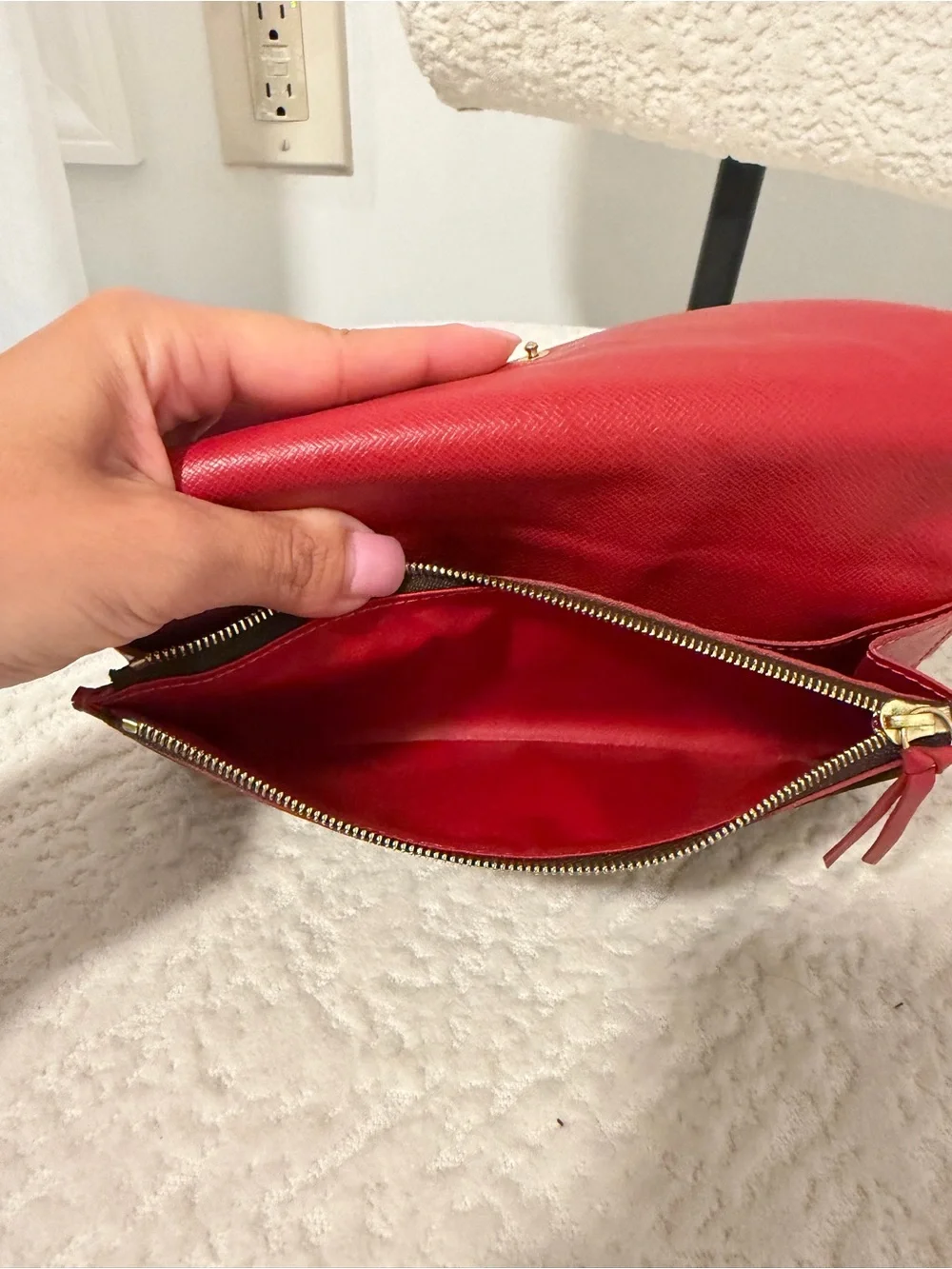 Louis Vuitton Caissa Wallet Damier with Red Interior